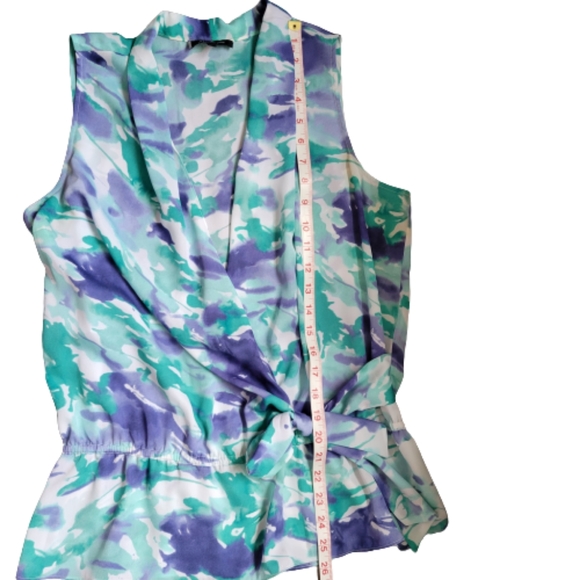 Anne Klein Flowy Fake Wrap Green Blue White Blouse Scooped Waist Women’s Size L - Picture 12 of 12